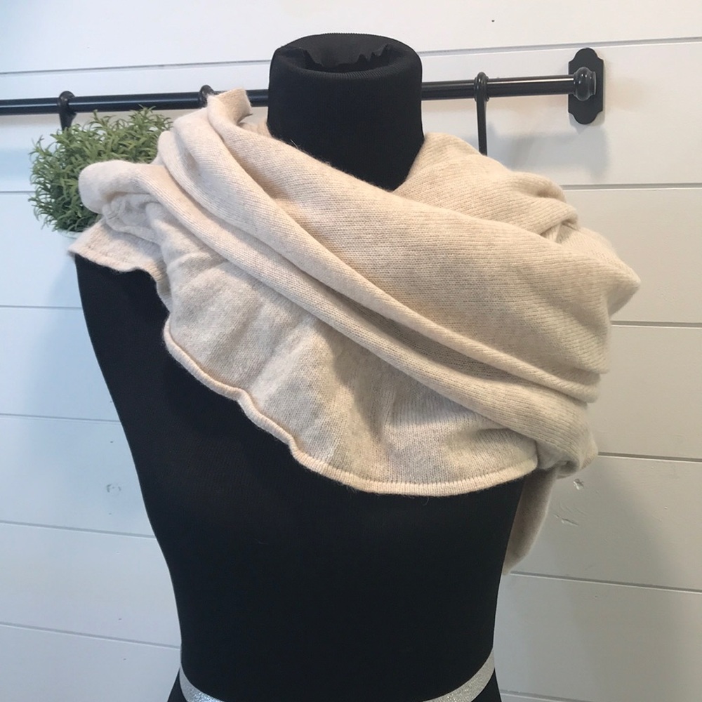 Cashmere Ruffle Scarf NWOT